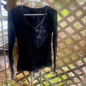 Vneck long sleeve with bling